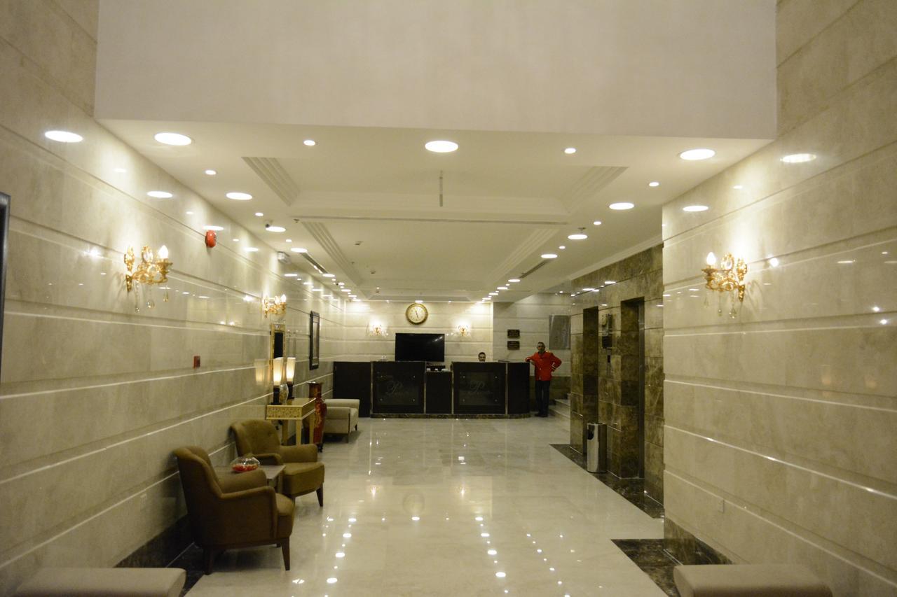 Platinum The First Hotel Medina Bagian luar foto
