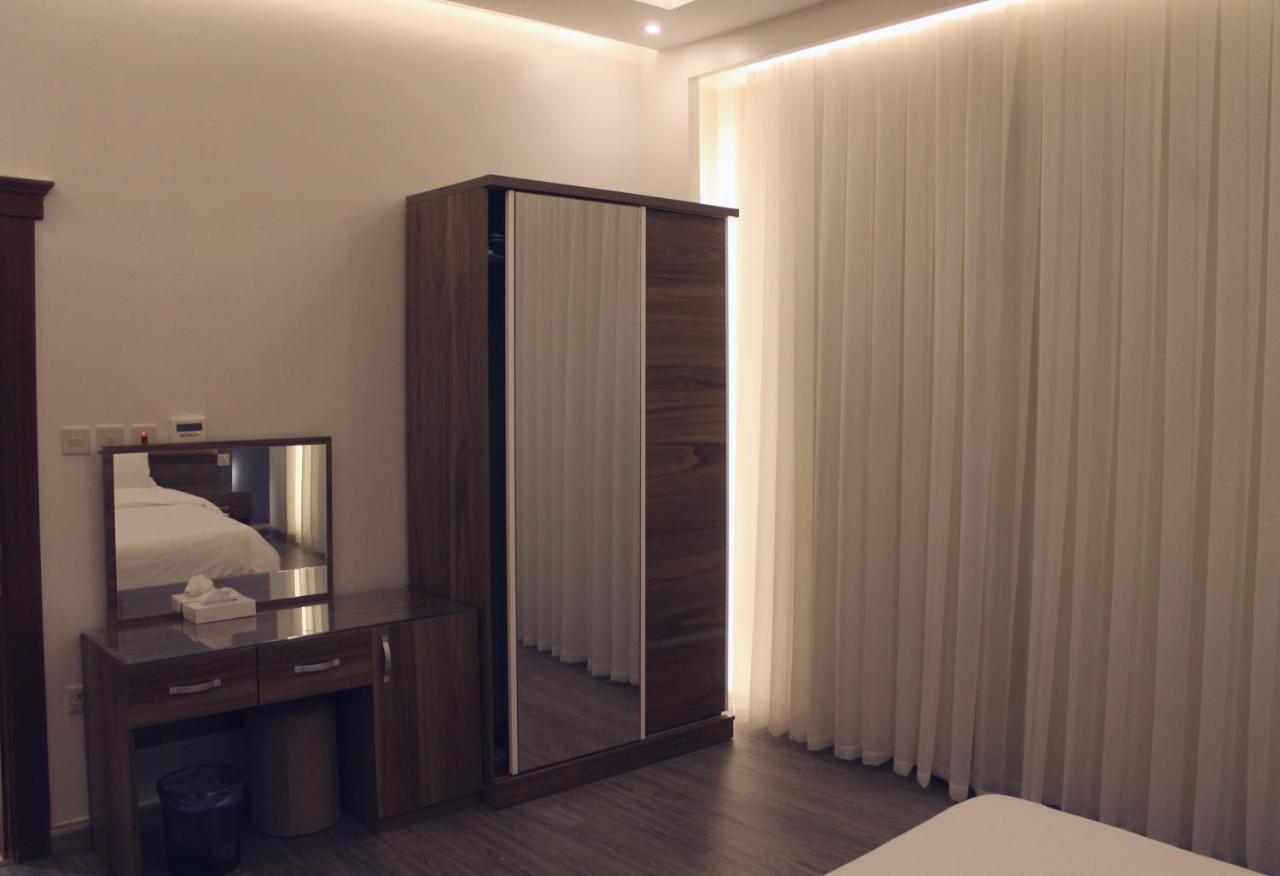 Platinum The First Hotel Medina Bagian luar foto